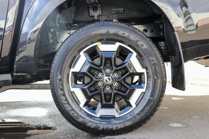 2025 Nissan Navara ST-X DUAL CAB