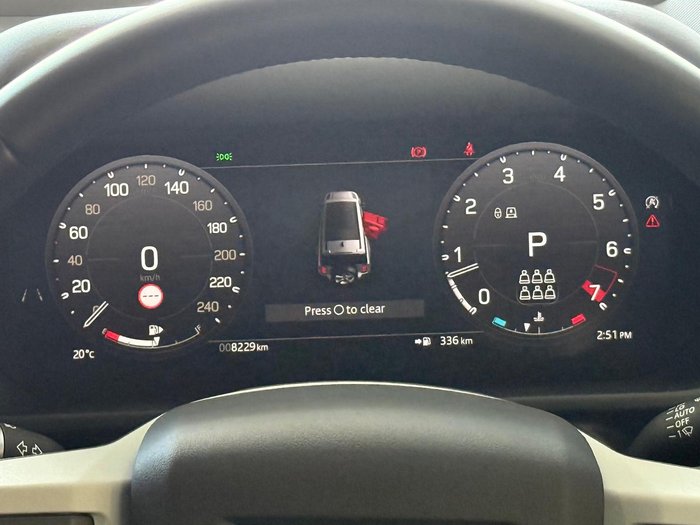 2023 Land Rover Defender 130 P400 X-Dynamic SE