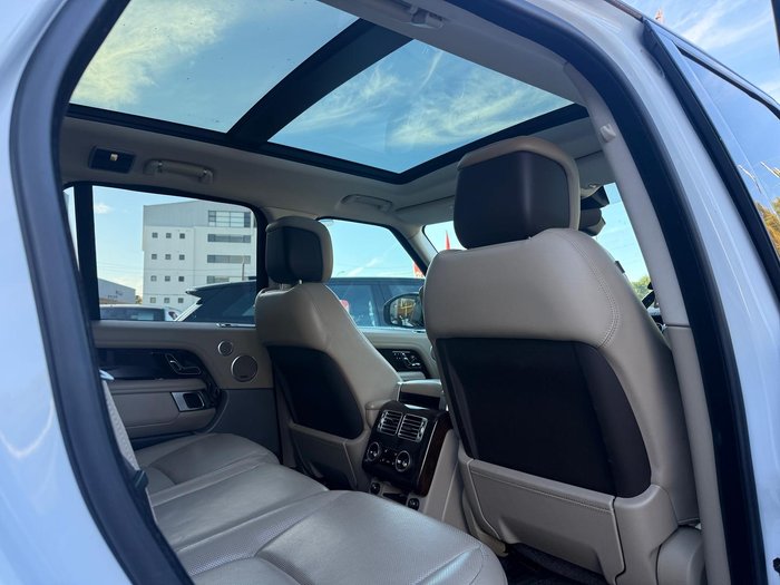 2018 Land Rover Range Rover SDV6 Vogue