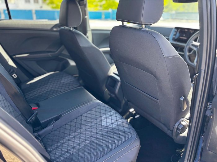 2025 Volkswagen T-Cross 85TSI R-Line