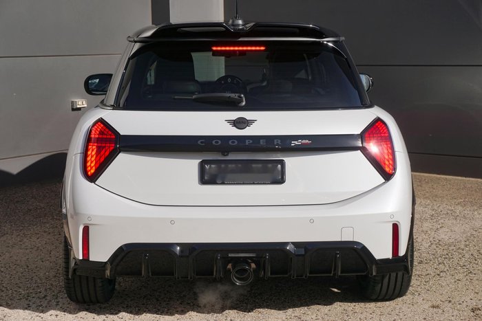 2024 MINI Cooper JCW Favoured