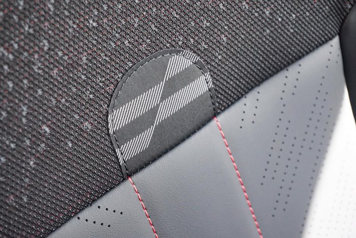 2024 MINI Cooper JCW Favoured