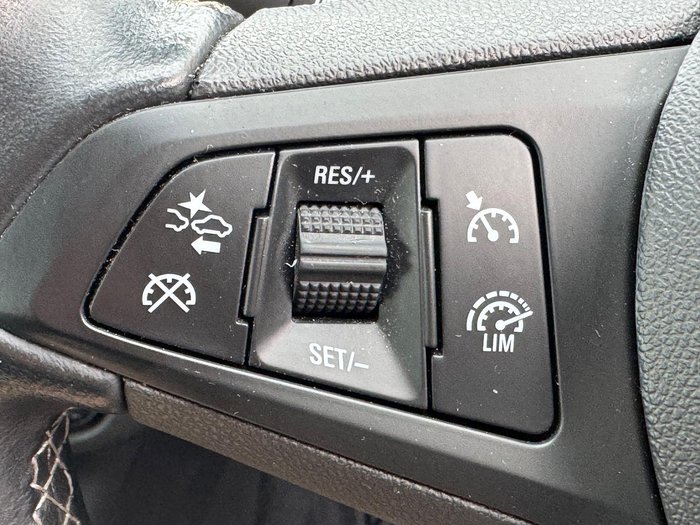 2019 Holden Commodore LT