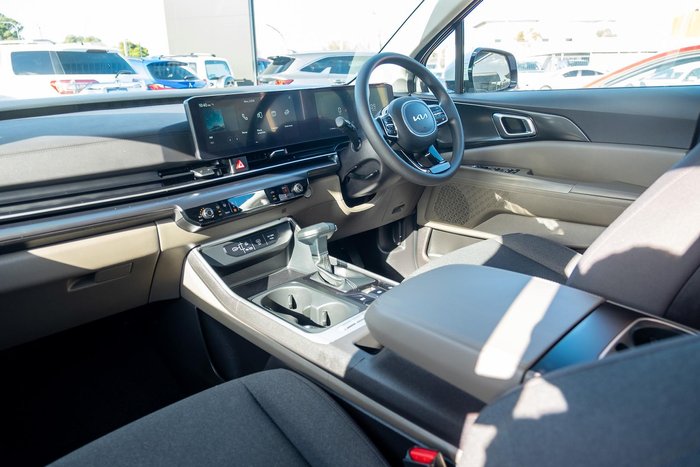 2024 Kia Carnival S