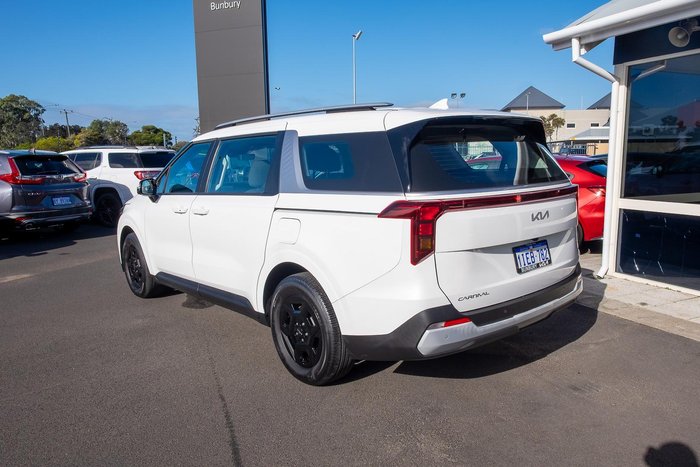 2024 Kia Carnival S