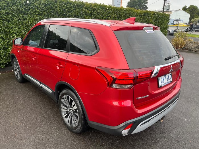2018 Mitsubishi Outlander ES