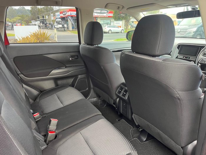 2018 Mitsubishi Outlander ES
