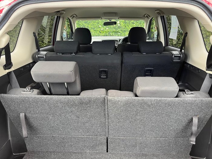 2018 Mitsubishi Outlander ES