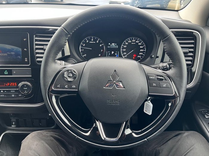 2018 Mitsubishi Outlander ES