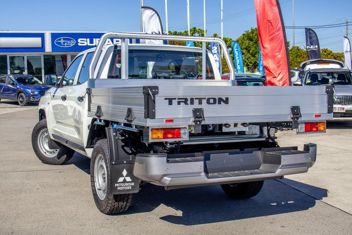 2025 Mitsubishi Triton GLX MV MY25 4X4 Dual Range White