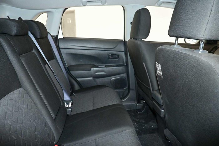 2021 Mitsubishi ASX ES