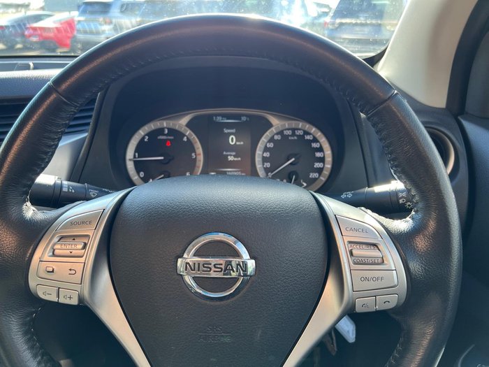 2019 Nissan Navara ST