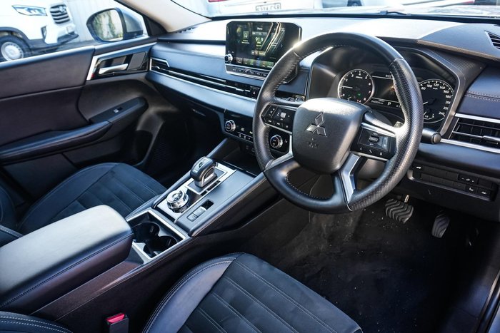 2023 Mitsubishi Outlander Aspire