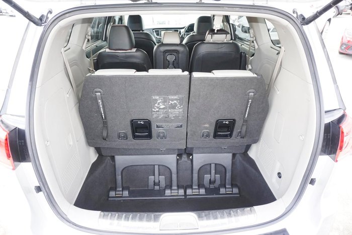 2019 Kia Carnival Platinum