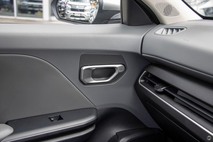 2025 Kia K4 Sport