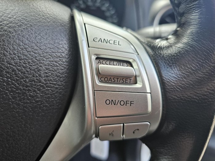 2019 Nissan Navara ST