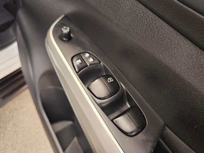 2019 Nissan Navara ST