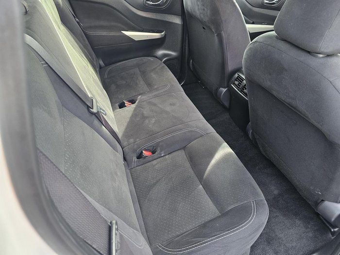 2019 Nissan Navara ST