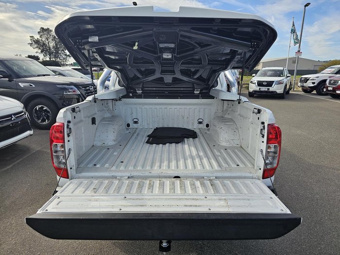 2019 Nissan Navara ST
