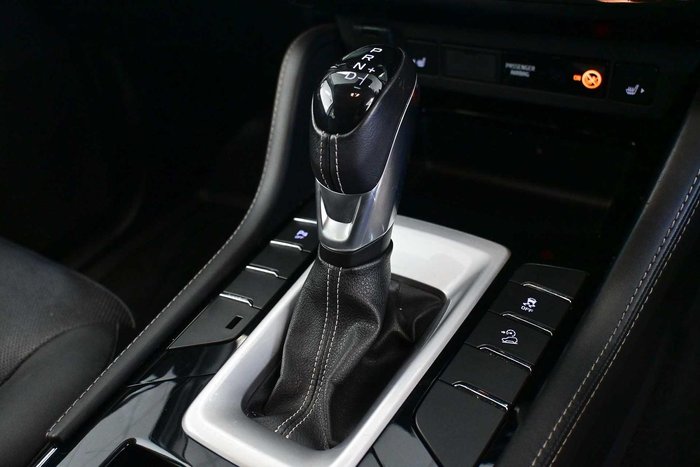 2022 Isuzu MU-X LS-T