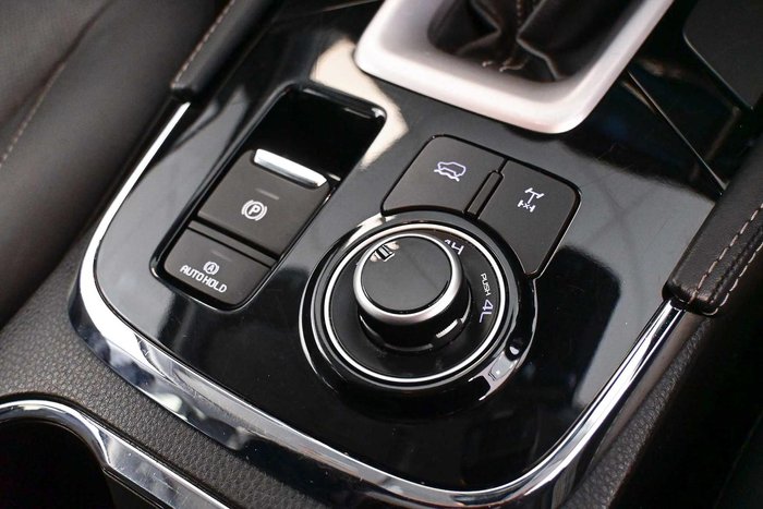 2022 Isuzu MU-X LS-T