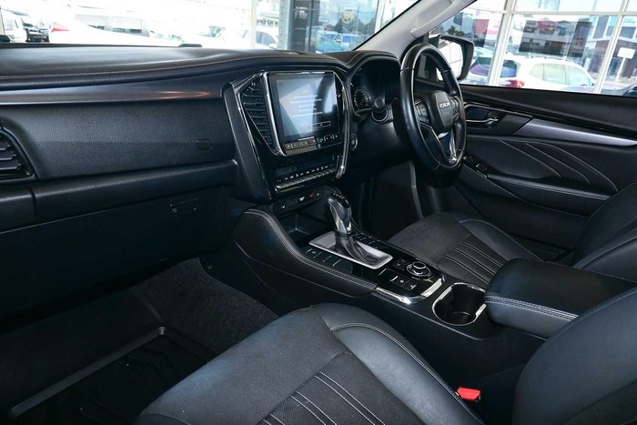 2022 Isuzu MU-X LS-T