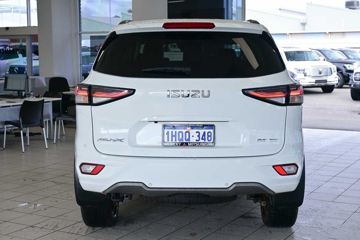 2022 Isuzu MU-X LS-T