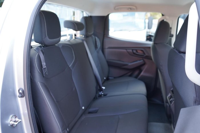 2025 Isuzu D-MAX SX