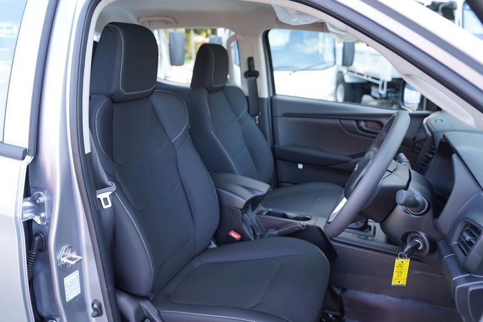 2025 Isuzu D-MAX SX