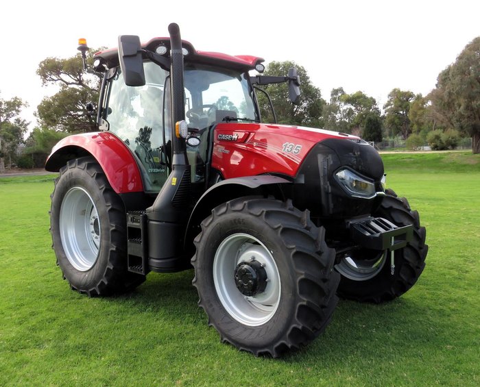 2025 CASE IH Maxxum 135 Cvt Red