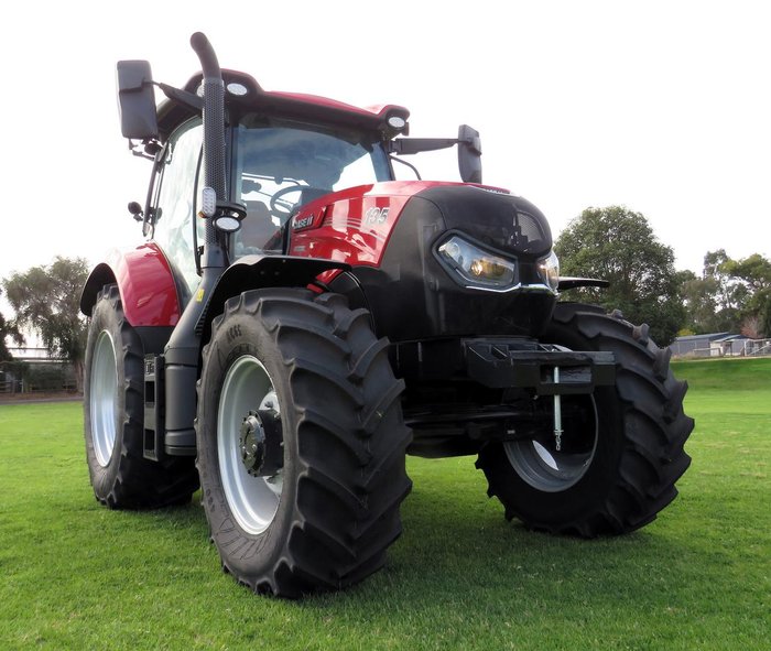 2025 CASE IH Maxxum 135 Cvt Red