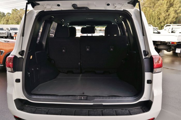 2022 Toyota Landcruiser LC300 3.3L V6 DSL GX 5 Seats