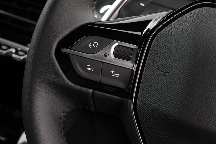 2025 Peugeot 2008 Allure Hybrid P24 MY25 Okenite White