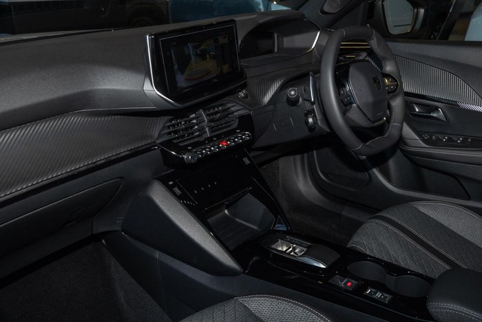 2025 Peugeot 2008 Allure Hybrid