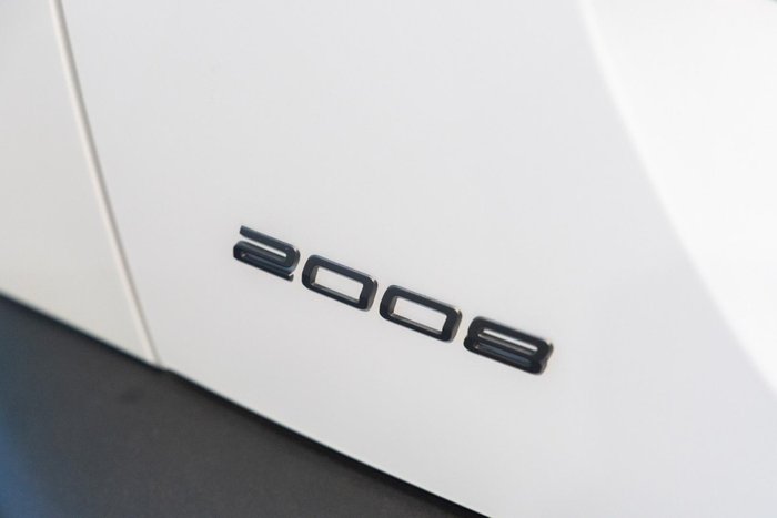 2025 Peugeot 2008 Allure Hybrid P24 MY25 Okenite White