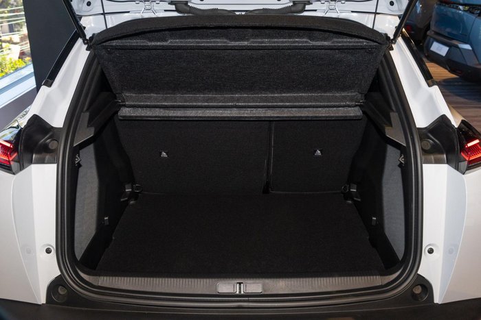 2025 Peugeot 2008 Allure Hybrid P24 MY25 Okenite White