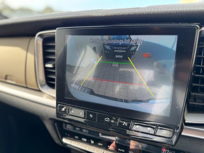 2023 Mazda BT-50 SP