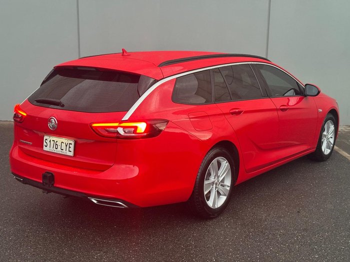 2019 Holden Commodore LT