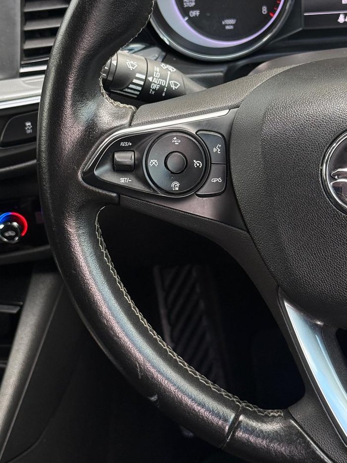 2019 Holden Commodore LT