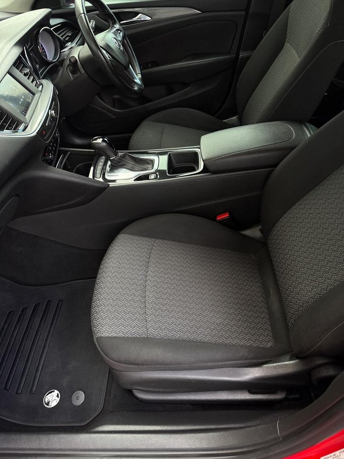 2019 Holden Commodore LT