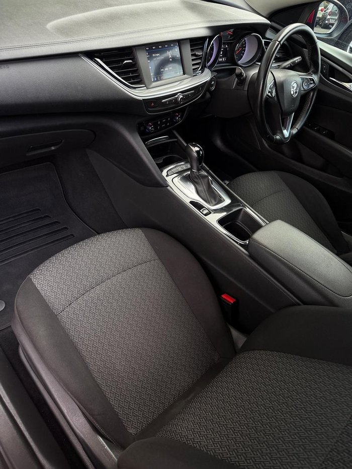 2019 Holden Commodore LT
