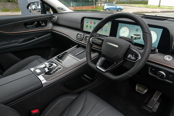 2025 Jaecoo J8 Track