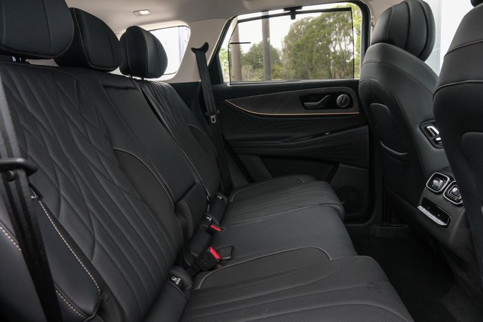 2025 Jaecoo J8 Track