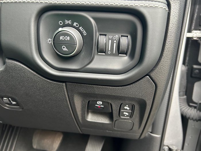 2023 RAM 1500 Laramie Sport RamBox