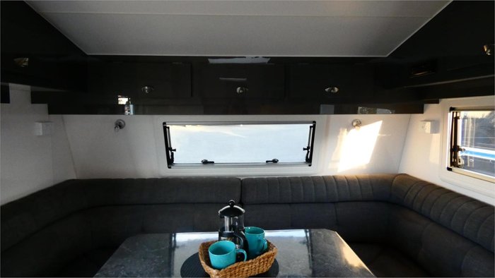 2018 Roma Elegance Slideout