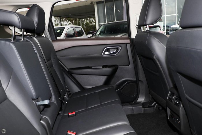 2025 Nissan X-TRAIL Ti