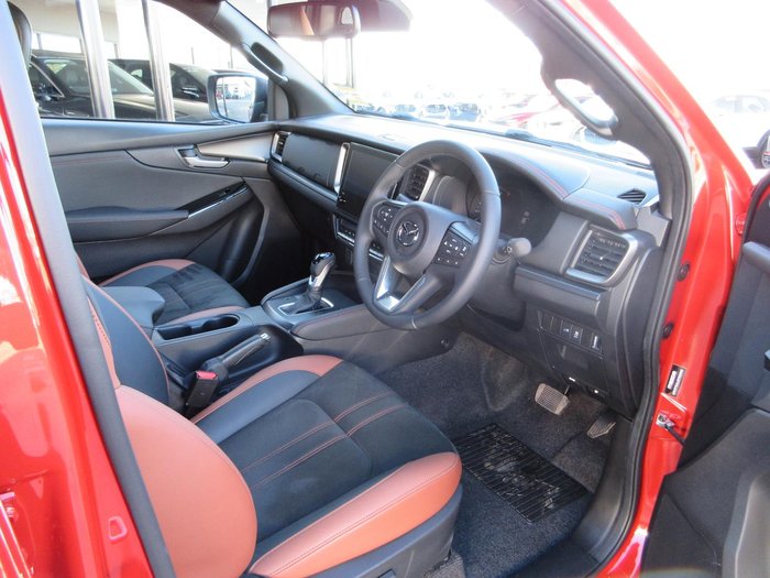 2025 Mazda BT-50 SP