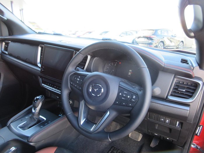 2025 Mazda BT-50 SP
