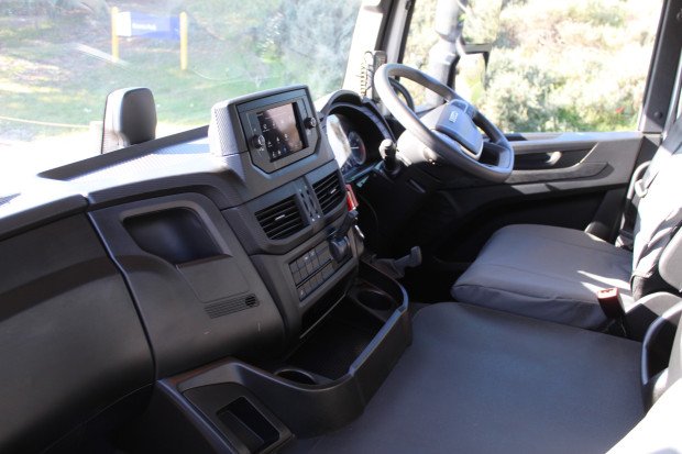 2024 Iveco S-WAY AT 460