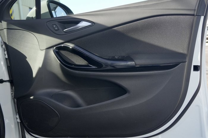 2018 Holden Astra R